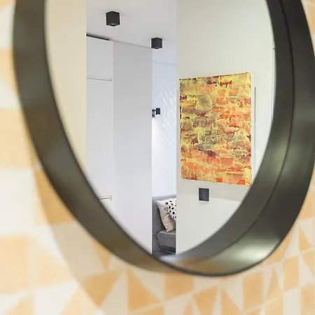 Guestready - Quental Wallpaper Near Marquês Square Oporto