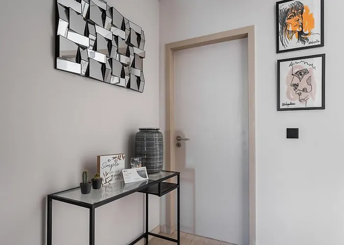 Guestready - Quental Wallpaper Near Marques Square * 포르투