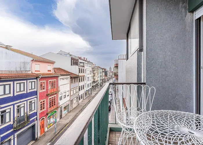 Guestready - Quental Wallpaper Near Marques Square