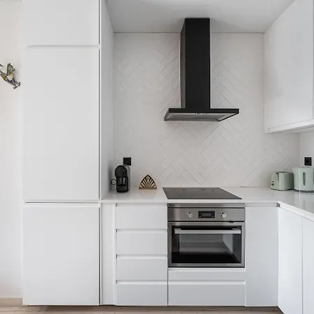 Guestready - Quental Wallpaper Near Marques Square Apartment