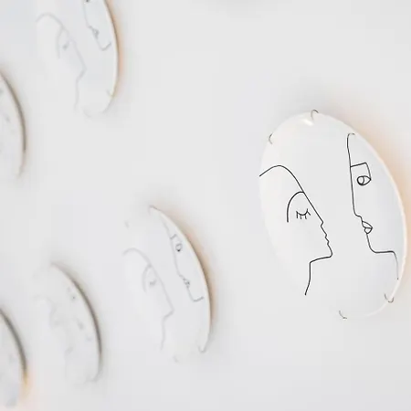 Guestready - Quental Wallpaper Near Marques Square *