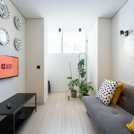 Guestready - Quental Wallpaper Near Marques Square Апартаменты Порту