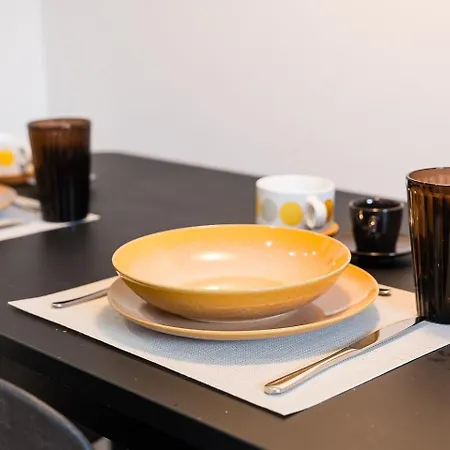 Guestready - Quental Wallpaper Near Marques Square