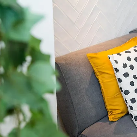 Апартаменты Guestready - Quental Wallpaper Near Marques Square