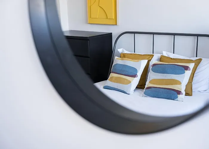 Guestready - Quental Wallpaper Near Marques Square *