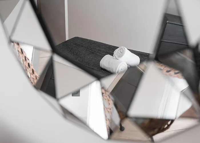 Guestready - Quental Wallpaper Near Marques Square Πόρτο