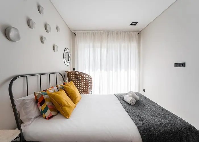 Апартаменты Guestready - Quental Wallpaper Near Marques Square *