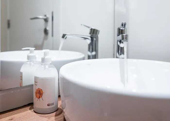 Апартаменты Guestready - Quental Wallpaper Near Marques Square Порту