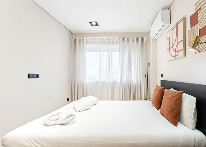 Guestready - Quental Wallpaper Near Marques Square Апартаменты Порту