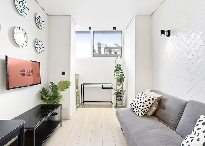 Guestready - Quental Wallpaper Near Marquês Square