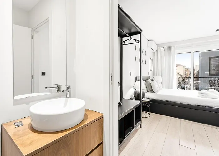 Guestready - Quental Wallpaper Near Marques Square Апартаменты *