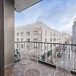 Guestready - Quental Wallpaper Near Marques Square Apartamento Oporto