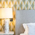 Guestready - Quental Wallpaper Near Marques Square Oporto