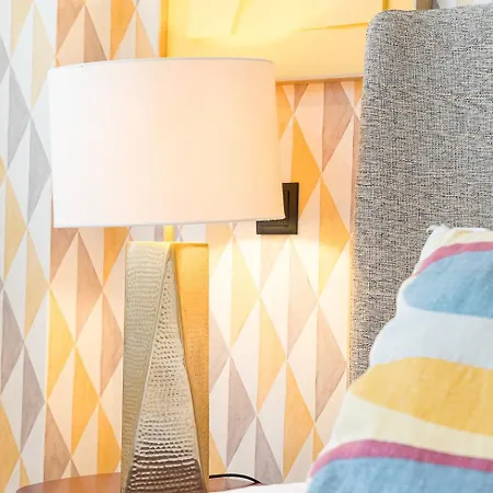 Guestready - Quental Wallpaper Near Marques Square Apartament