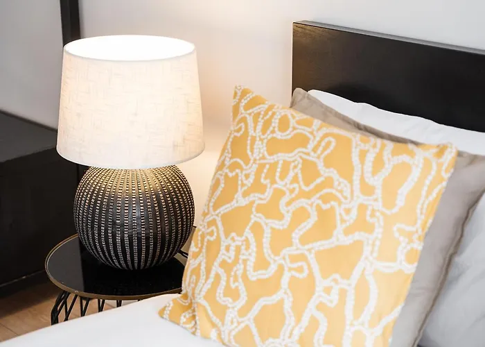 Guestready - Quental Wallpaper Near Marquês Square Appartement